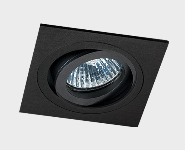 Встраиваемый светильник ITALLINE SAG103-4 black/black