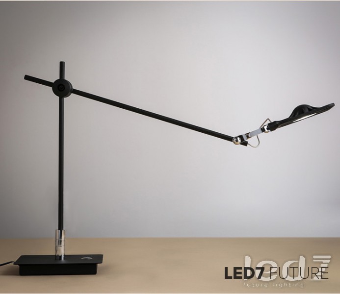Настольная лампа LED7 Future Lighting Innerspace Future Table