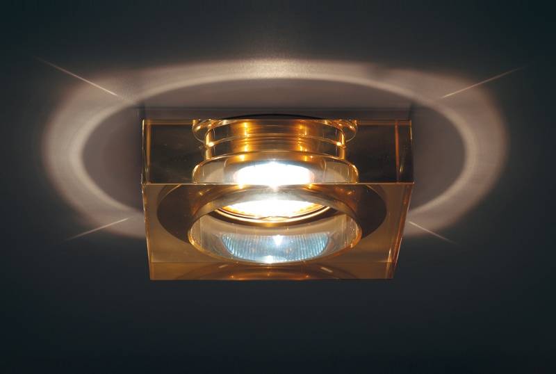 Встраиваемый светильник Donolux DL132CH/Shampagne gold