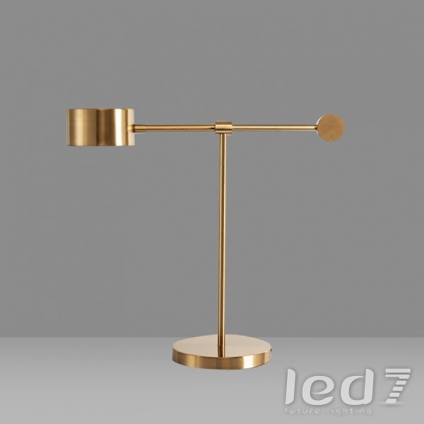 Светильник Auhaus - Balance Lamp