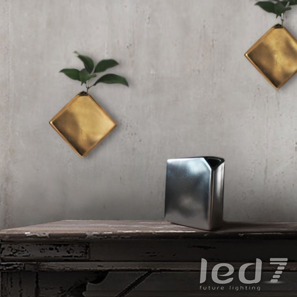 Предмет интерьера LED7 Future Lighting JT Ceramics Wall Vase 2