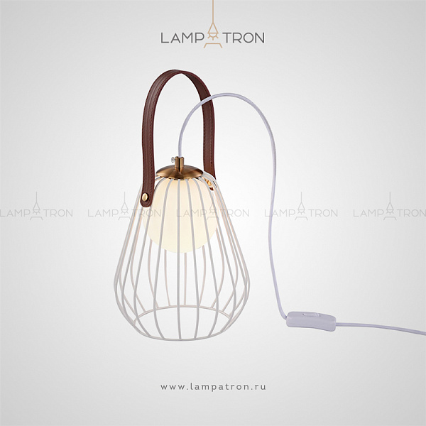Настольная лампа с плафоном из металлических прутьев и декором в виде кожаного ремешка EKER TAB