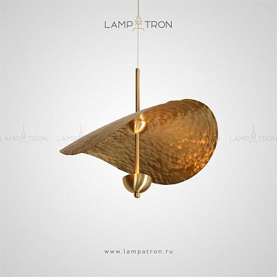 Подвесной светильник с рельефным абажуром из металла и светодиодным источником света на вертикальной стойке Lampatron LUCILLA B