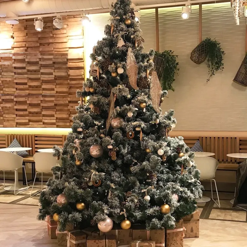 Дизайнерская Елка с Золотым новогодним декором Christmas Tree Golden Feathers Loft Concept 79.006-4