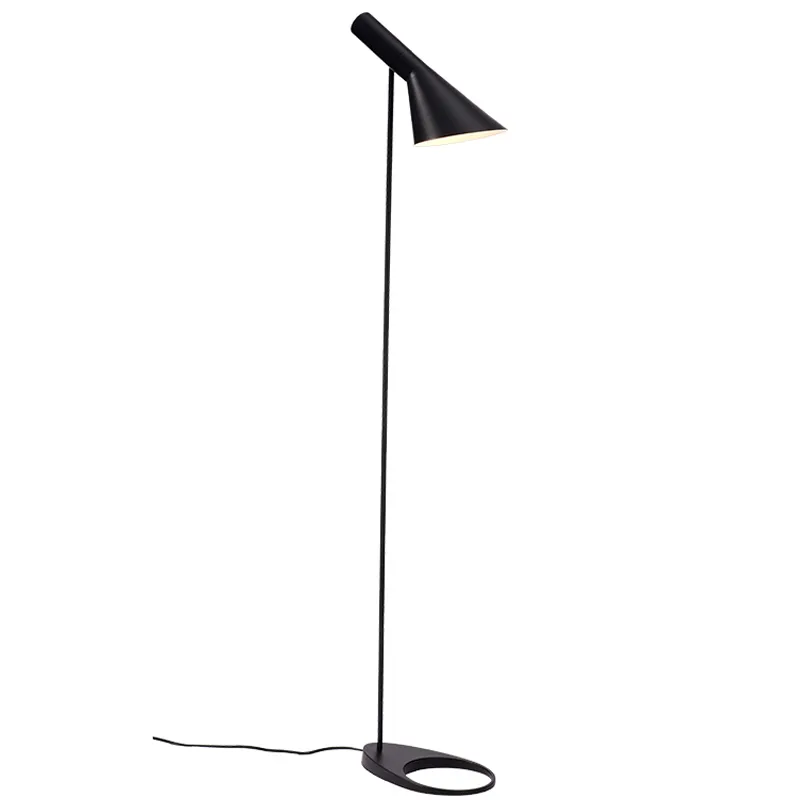 Торшер AJ Floor Lamp Black